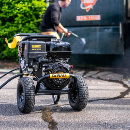 4400 psi 4.0 GPM Cold Water Gas Pressure Washer